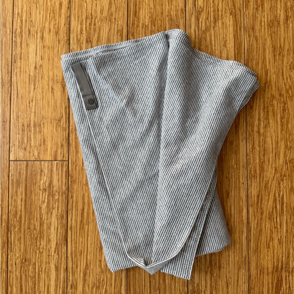 Lululemon Vinyasa Scarf Tonka Stripe Grey
